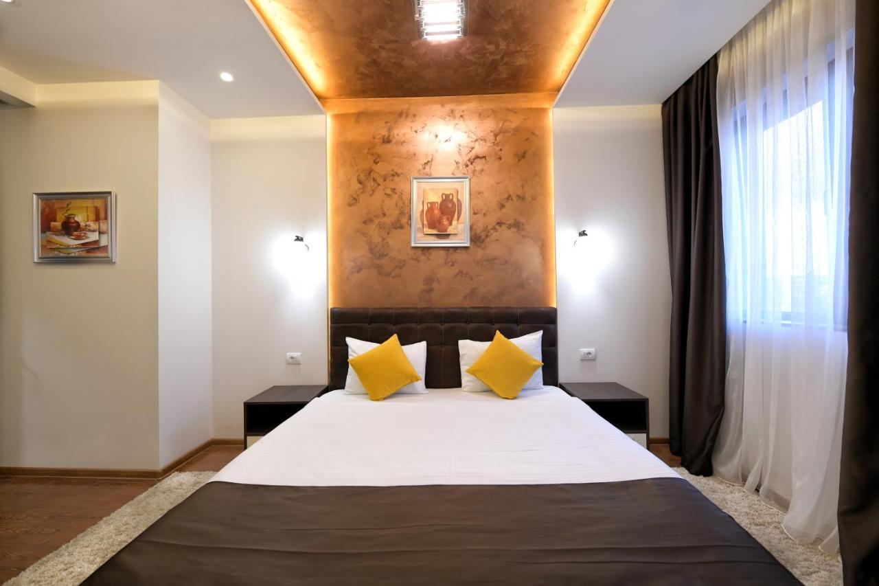 רומה Garnet Hotel & Event Centar מראה חיצוני תמונה