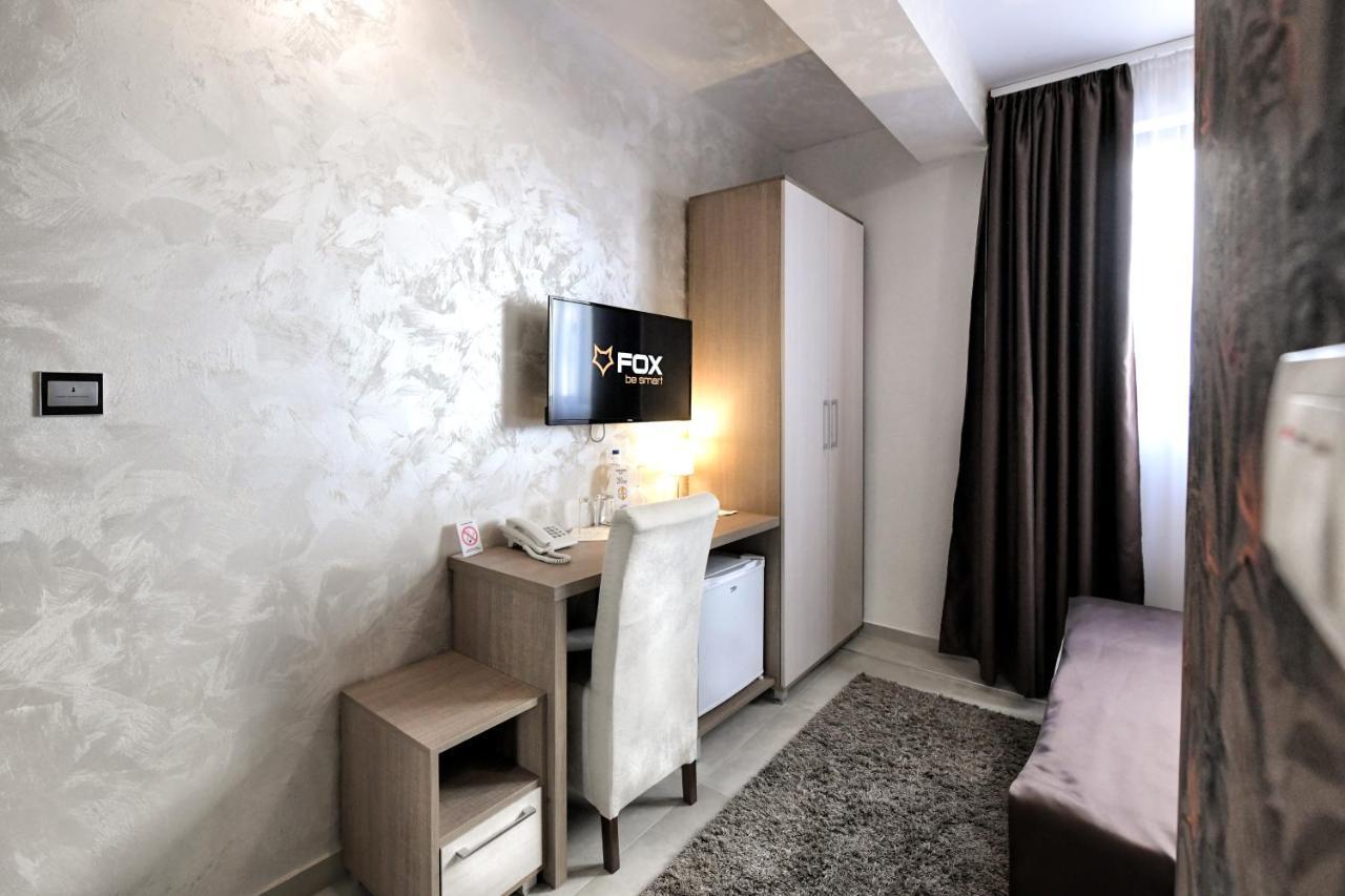 רומה Garnet Hotel & Event Centar מראה חיצוני תמונה